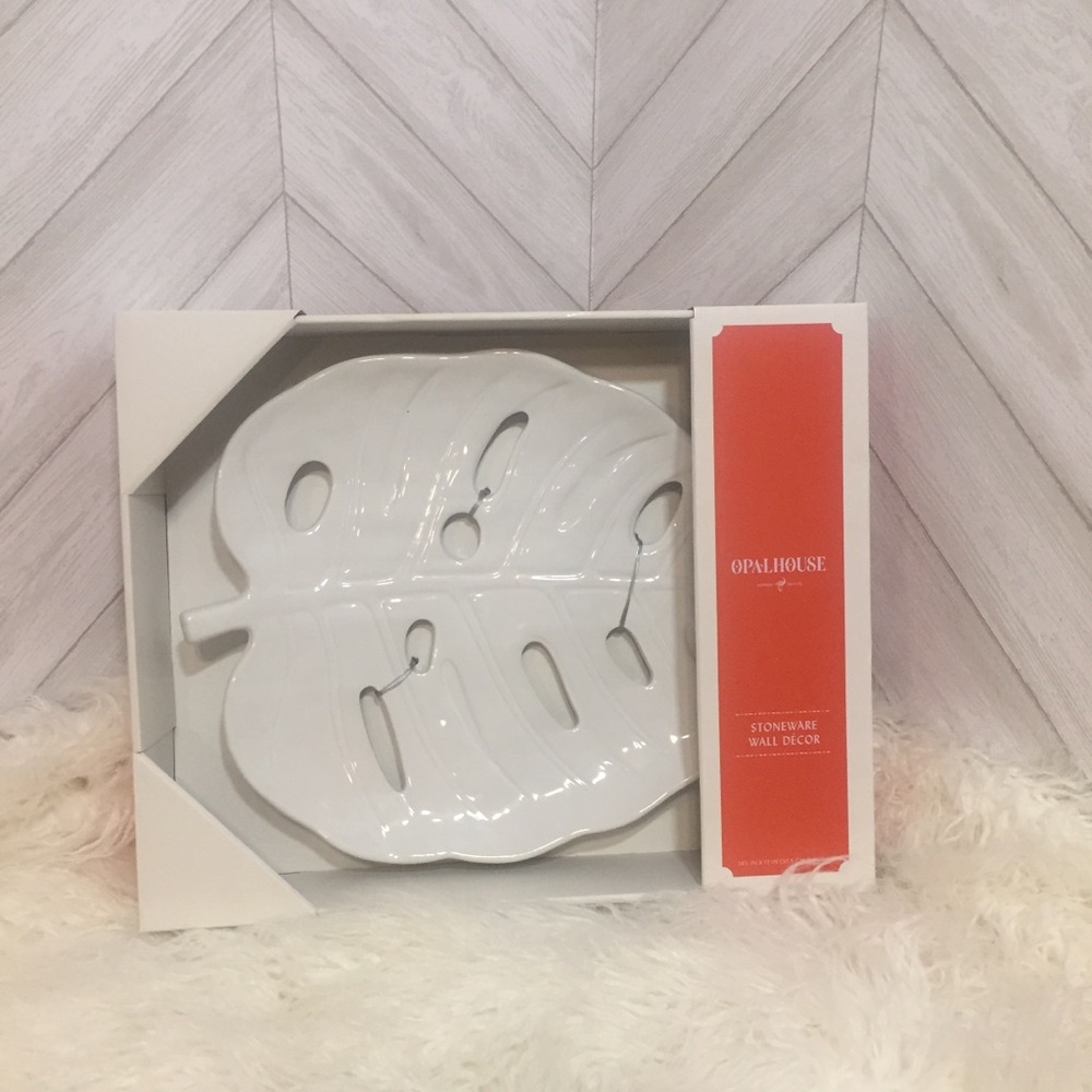 New Opalhouse Stoneware Leaf Wall Decor